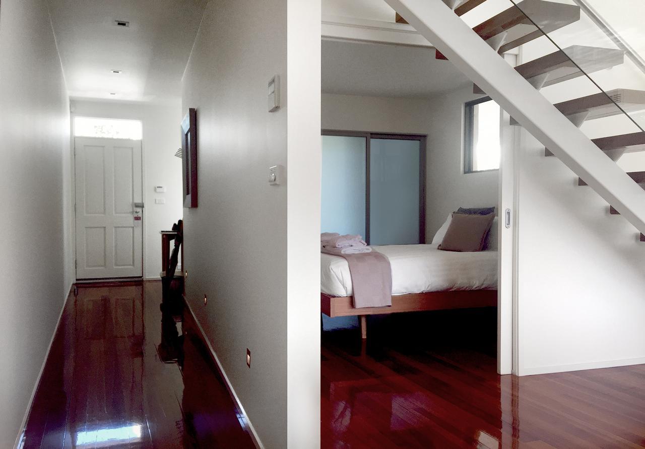 苏丽婉克芙公寓式酒店 霍巴特 外观 照片 A bedroom in a typical apartment